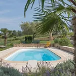 Holiday home Domaine Des Clauzes *
